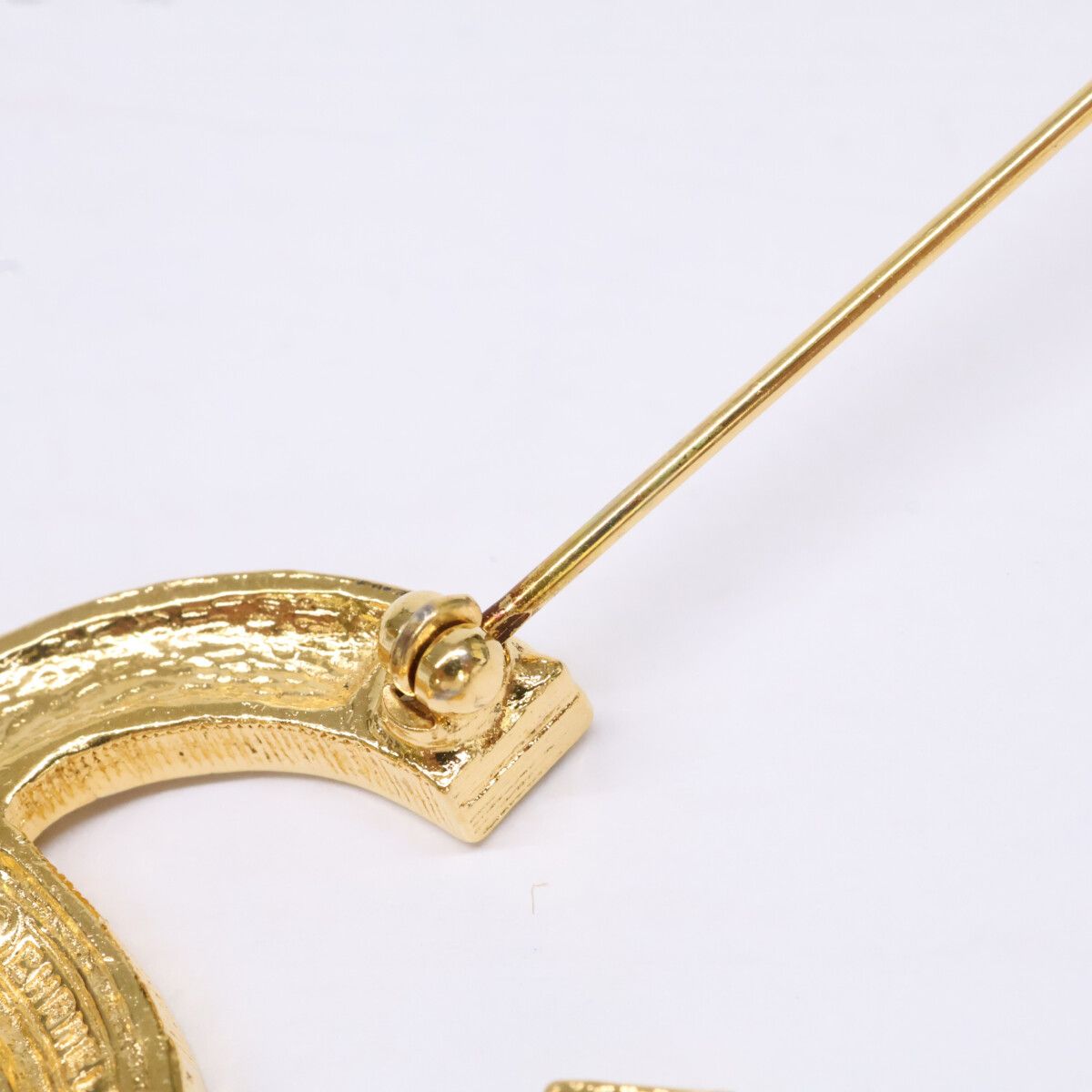 Chanel Vintage CC Logo Rhinestone Brooch — view 9