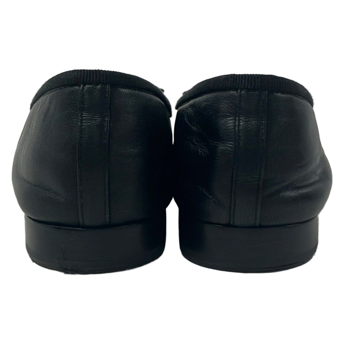 Chanel Flat Shoes 35.5 C Black Ribbon CC Logo Leather Lambskin — view 3