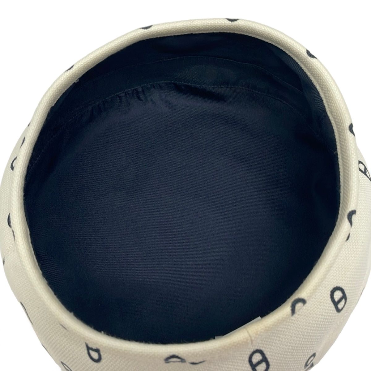 Hermes Hat 56 White Black Beret Saint Honore Chaine D'ancre Pattern Cotton — view 4