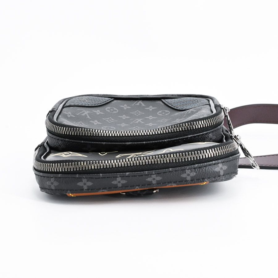 Louis Vuitton Shoulder Bag Amazon Sling — view 9