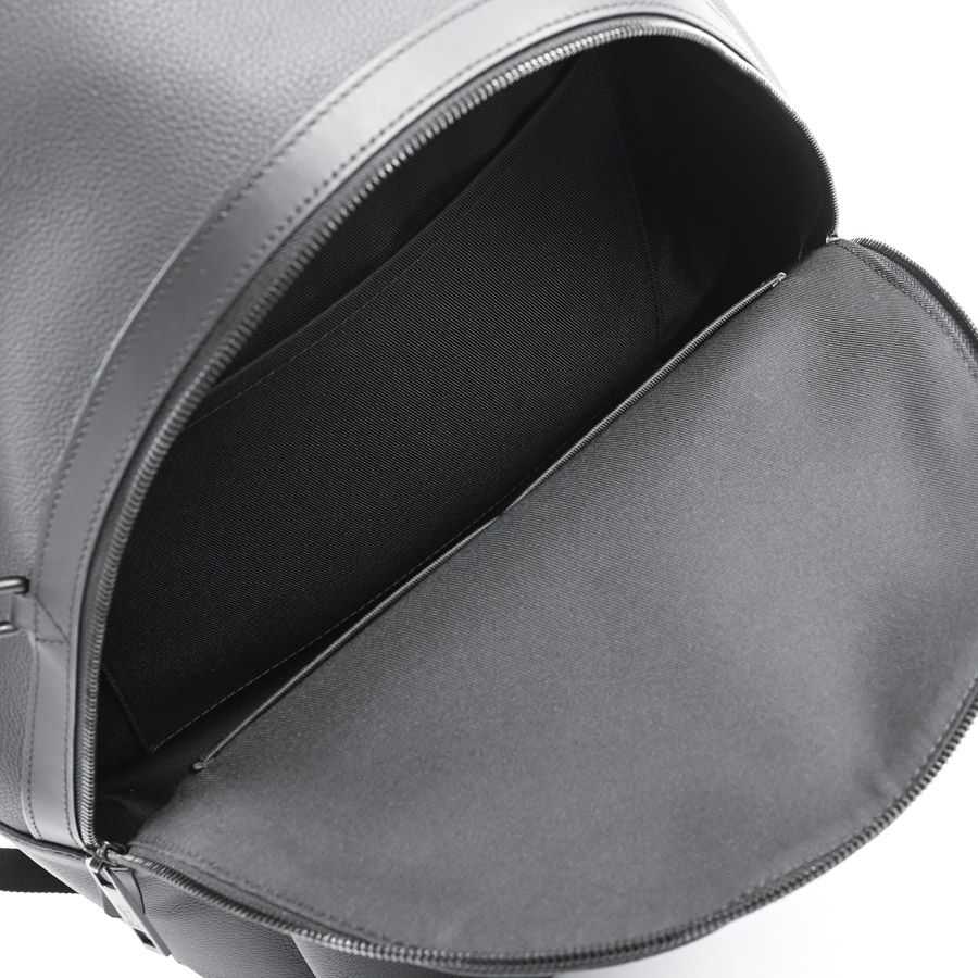 Louis Vuitton Backpack Takeoff — view 4