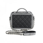 Chanel Handbag CC Filigree Small Vanity — view 3