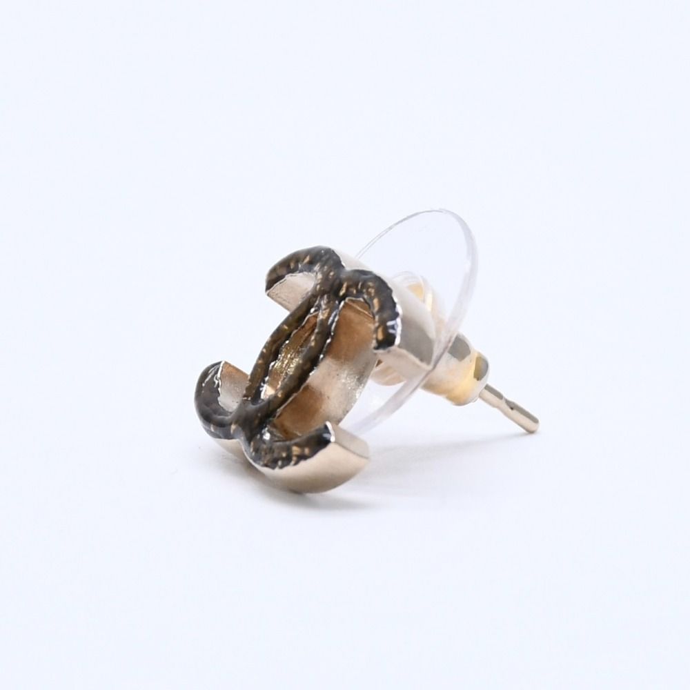 Chanel Earrings Slim CC Logo Marble Pattern Gold Black 10 One Side CC Chain 10c — view 2