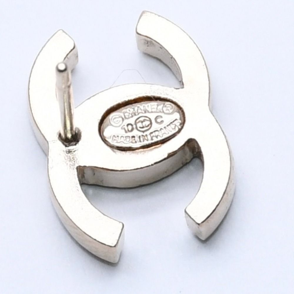 Chanel Earrings Slim CC Logo Marble Pattern Gold Black 10 One Side CC Chain 10c — view 7