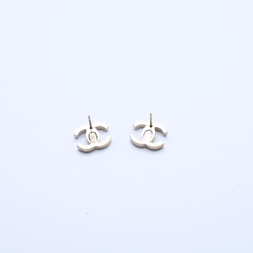 Chanel Earrings Slim CC Logo Marble Pattern Gold Black 10 One Side CC Chain 10c — view 5