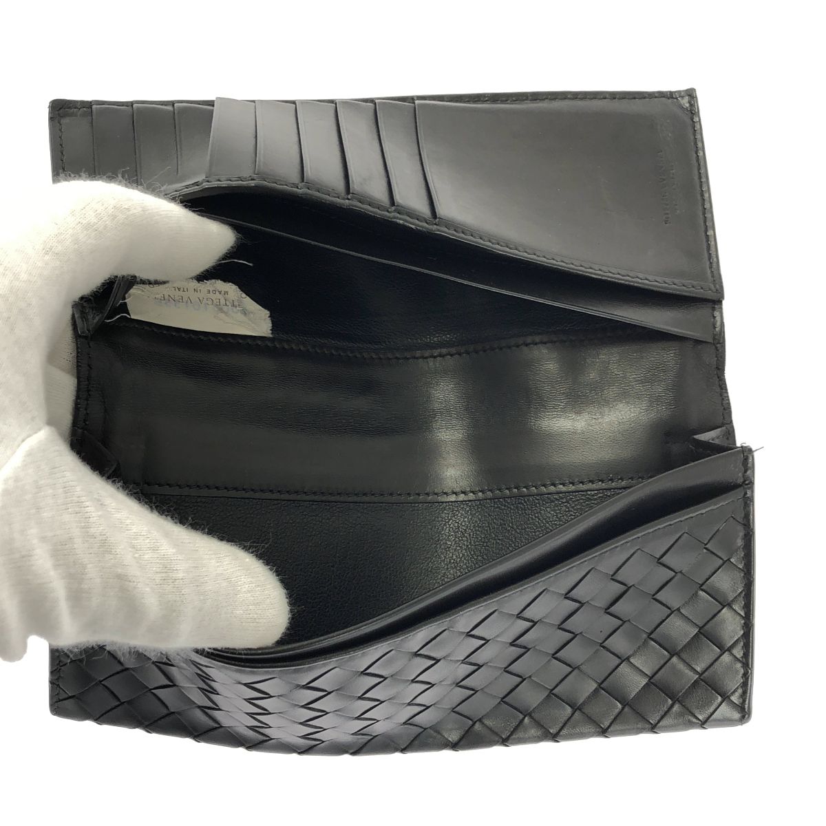 Bottega Veneta Leather Intrecciato Wallet Black — view 3