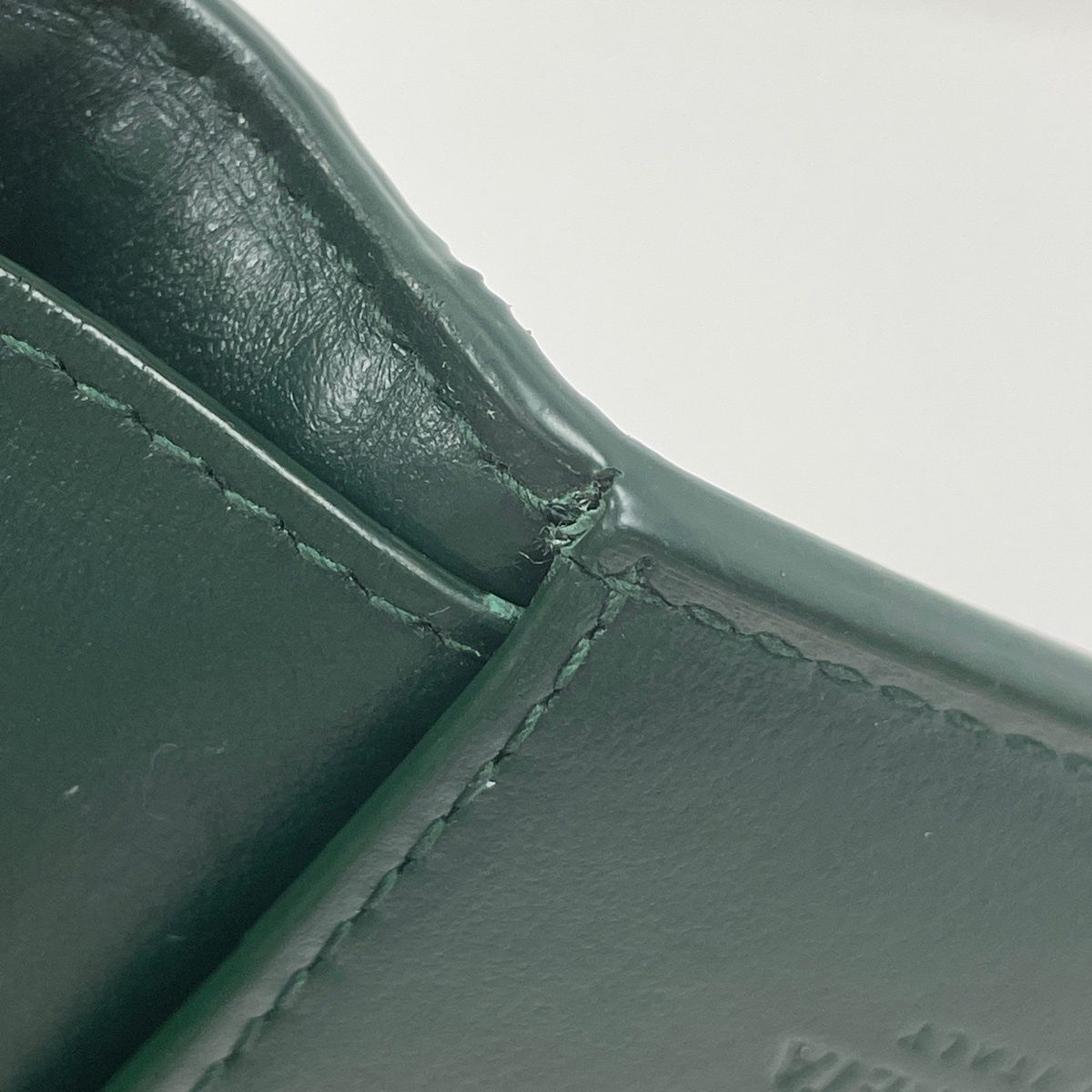 Bottega Veneta Maxi Intrecciato Bifold Wallet Leather Green — view 4