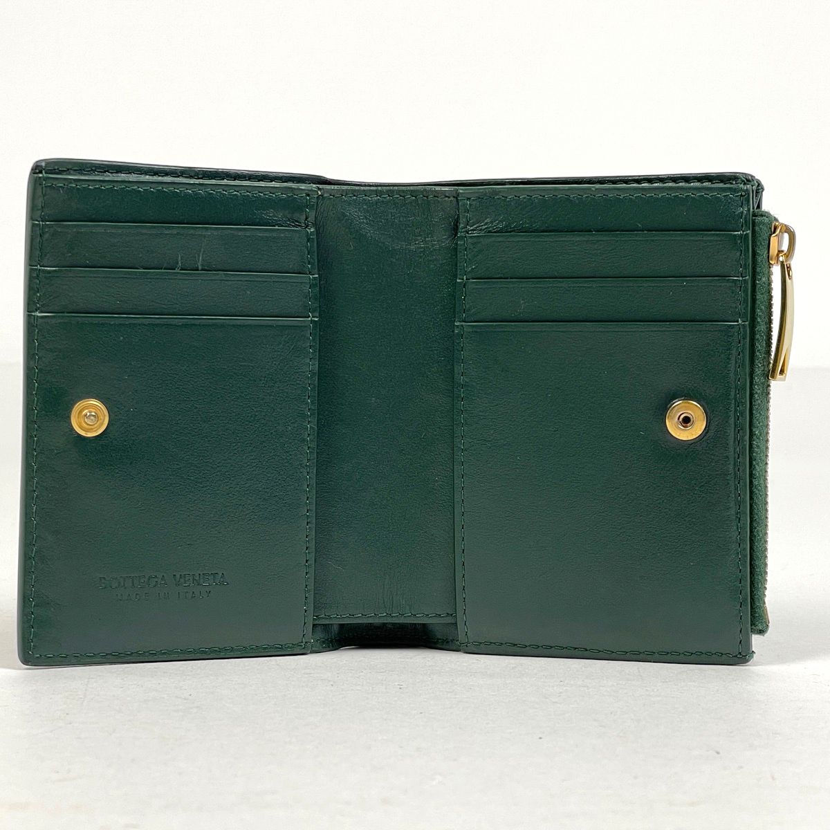 Bottega Veneta Maxi Intrecciato Bifold Wallet Leather Green — view 9