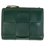 Bottega Veneta Maxi Intrecciato Bifold Wallet Leather Green