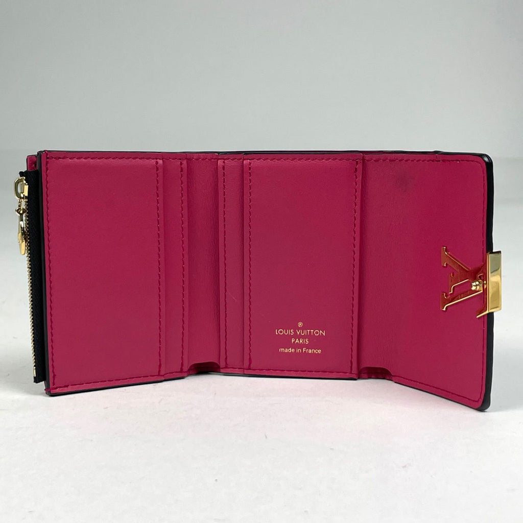 Louis Vuitton Portefeuille Capucines XS Trifold Wallet Taurillon Noir — view 6