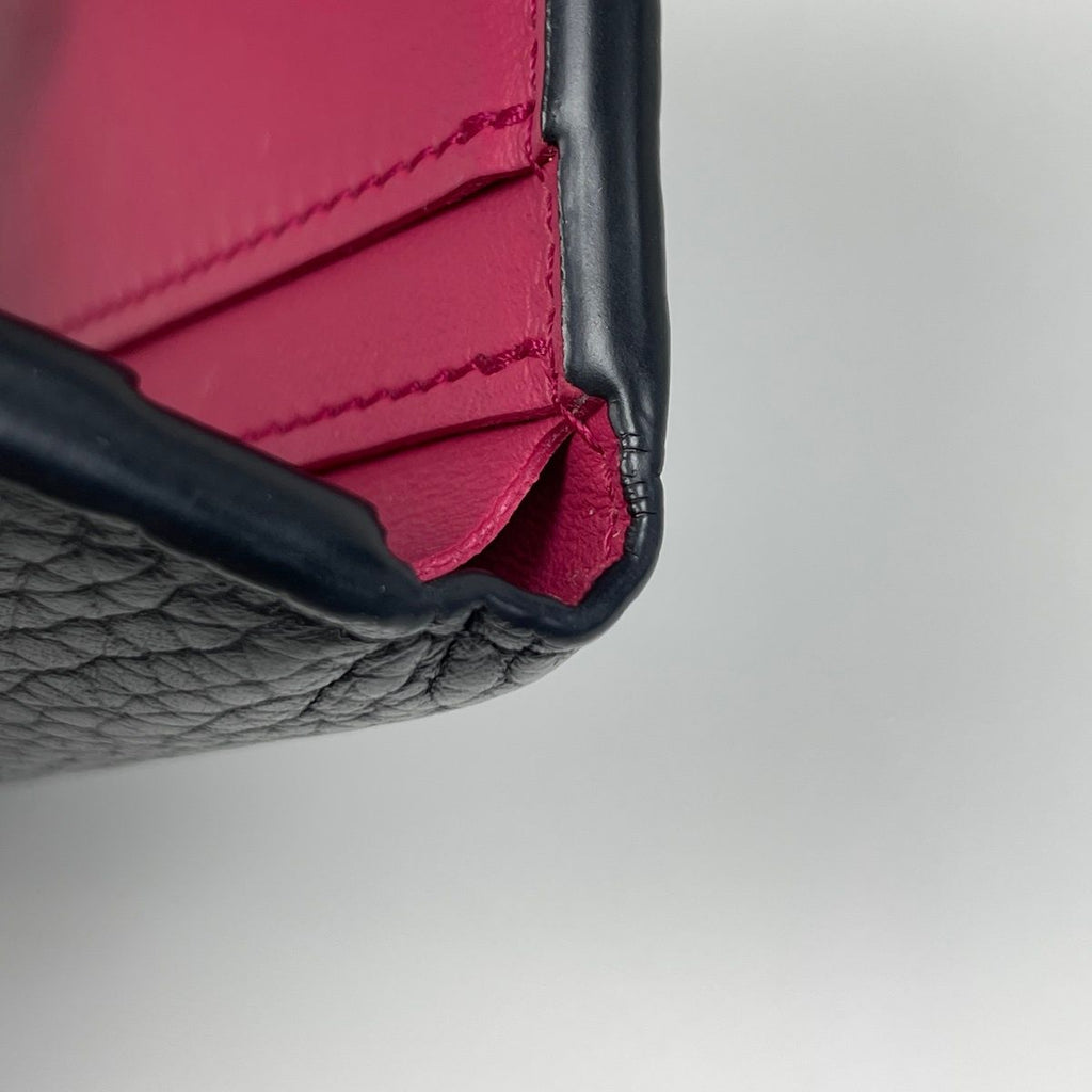 Louis Vuitton Portefeuille Capucines XS Trifold Wallet Taurillon Noir — view 4