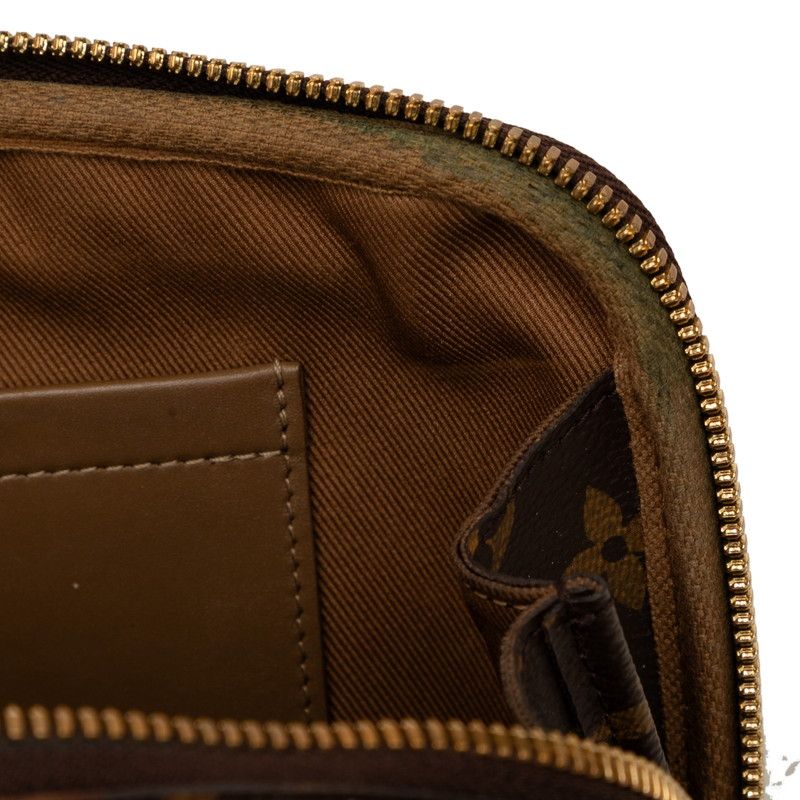 Louis Vuitton Monogram Utility Crossbody / Shoulder Bag / 2-Way Brown Leather — view 4