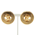 Chanel CC Logo Round Earrings Gold Plated — view 2