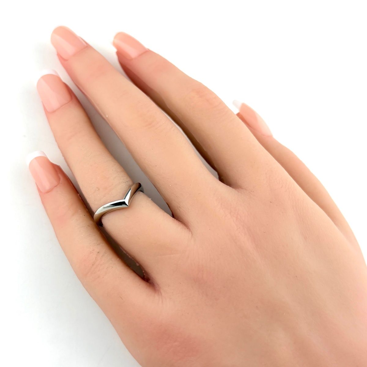 Louis Vuitton Diamond Ring Platinum Pave — view 5