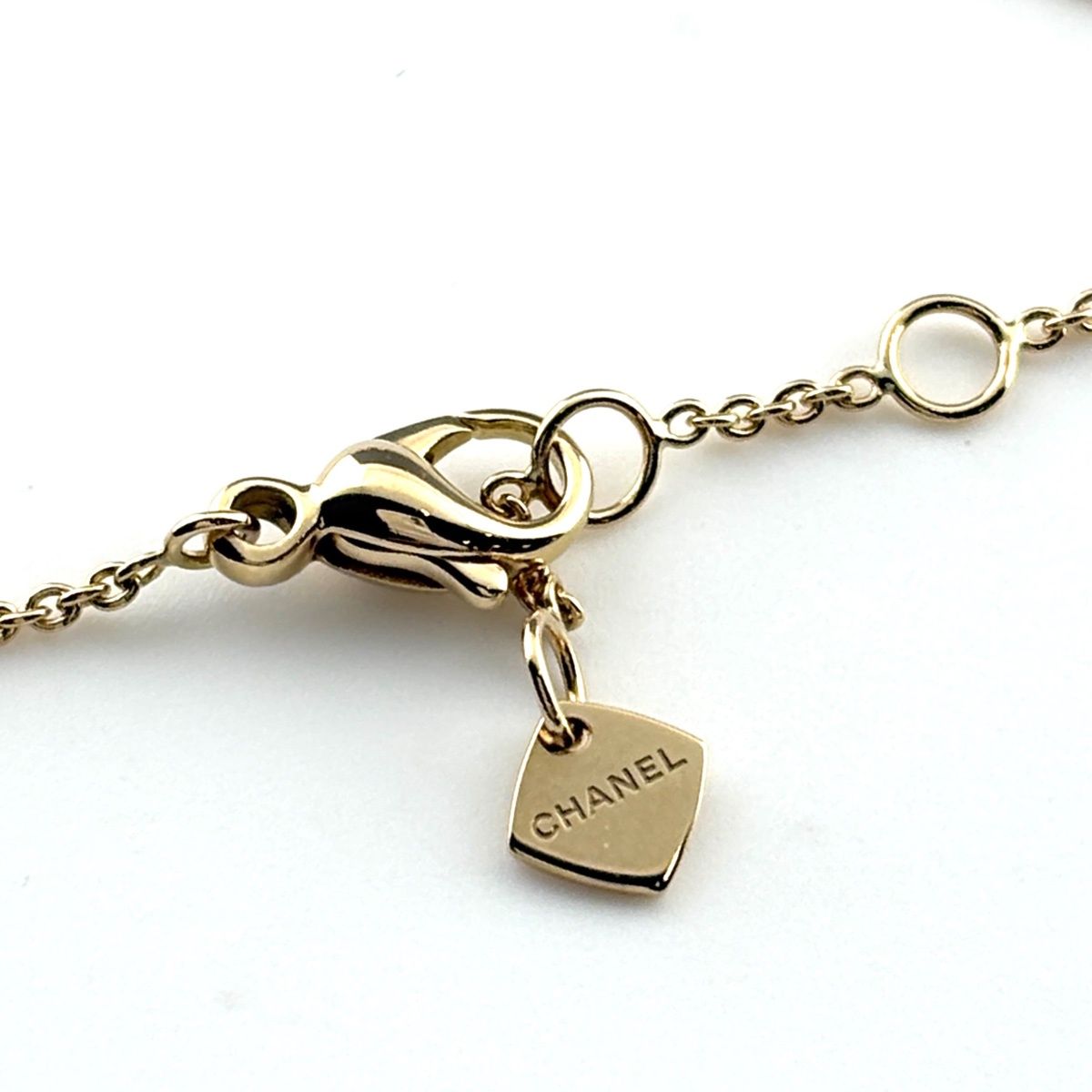 Chanel Quilted Coco Crush Bracelet YG Yellow Gold — view 4