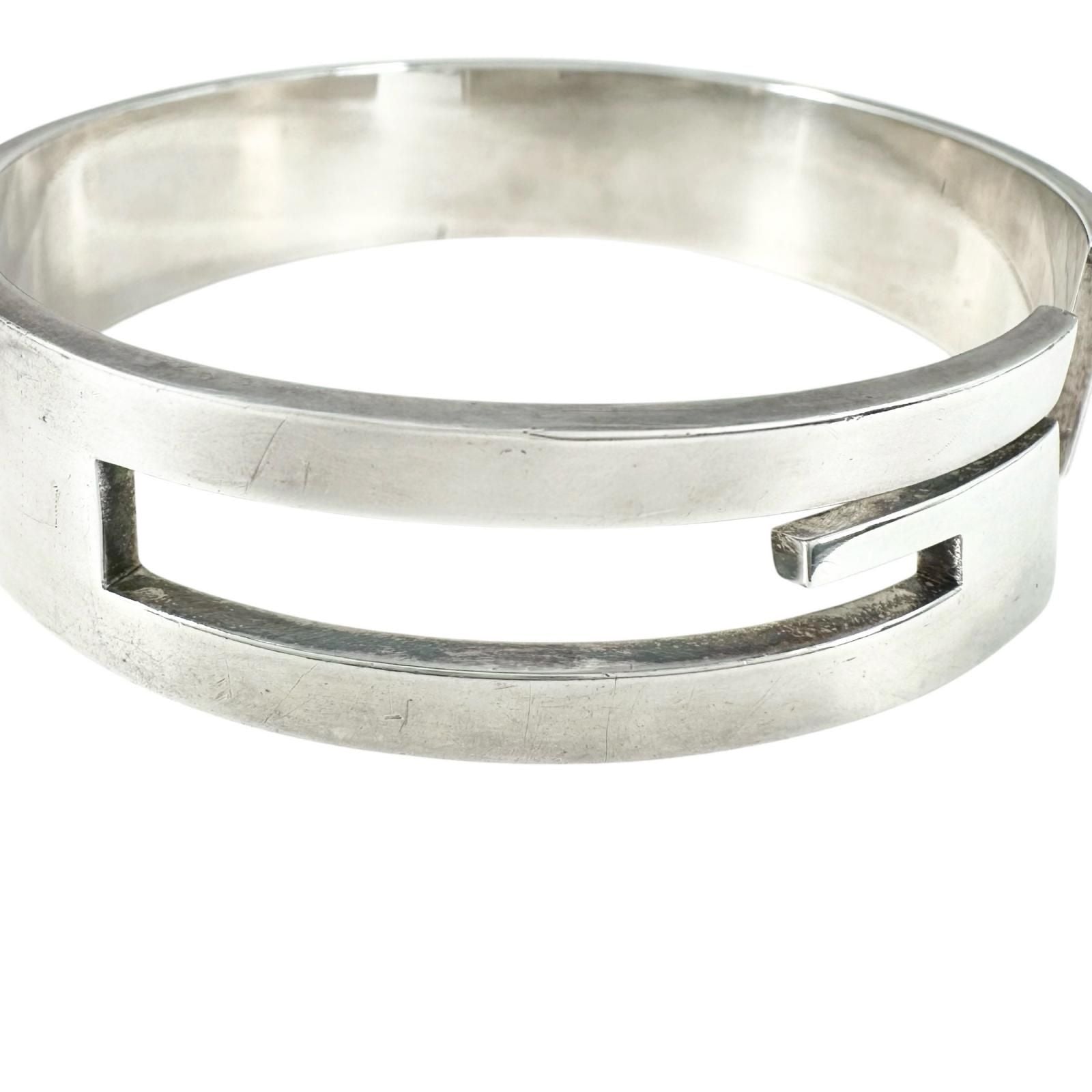 Gucci Cutout Logo Silver Bangle Bracelet — view 6