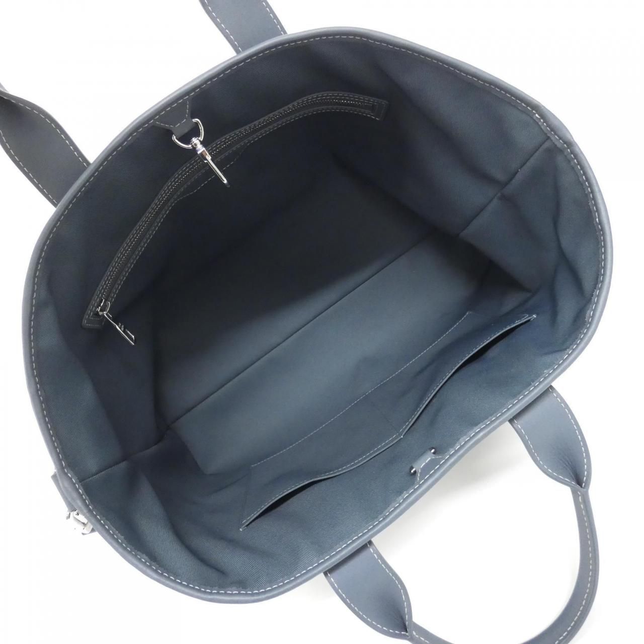 Louis Vuitton Monogram Wash Weekend Tote — view 9