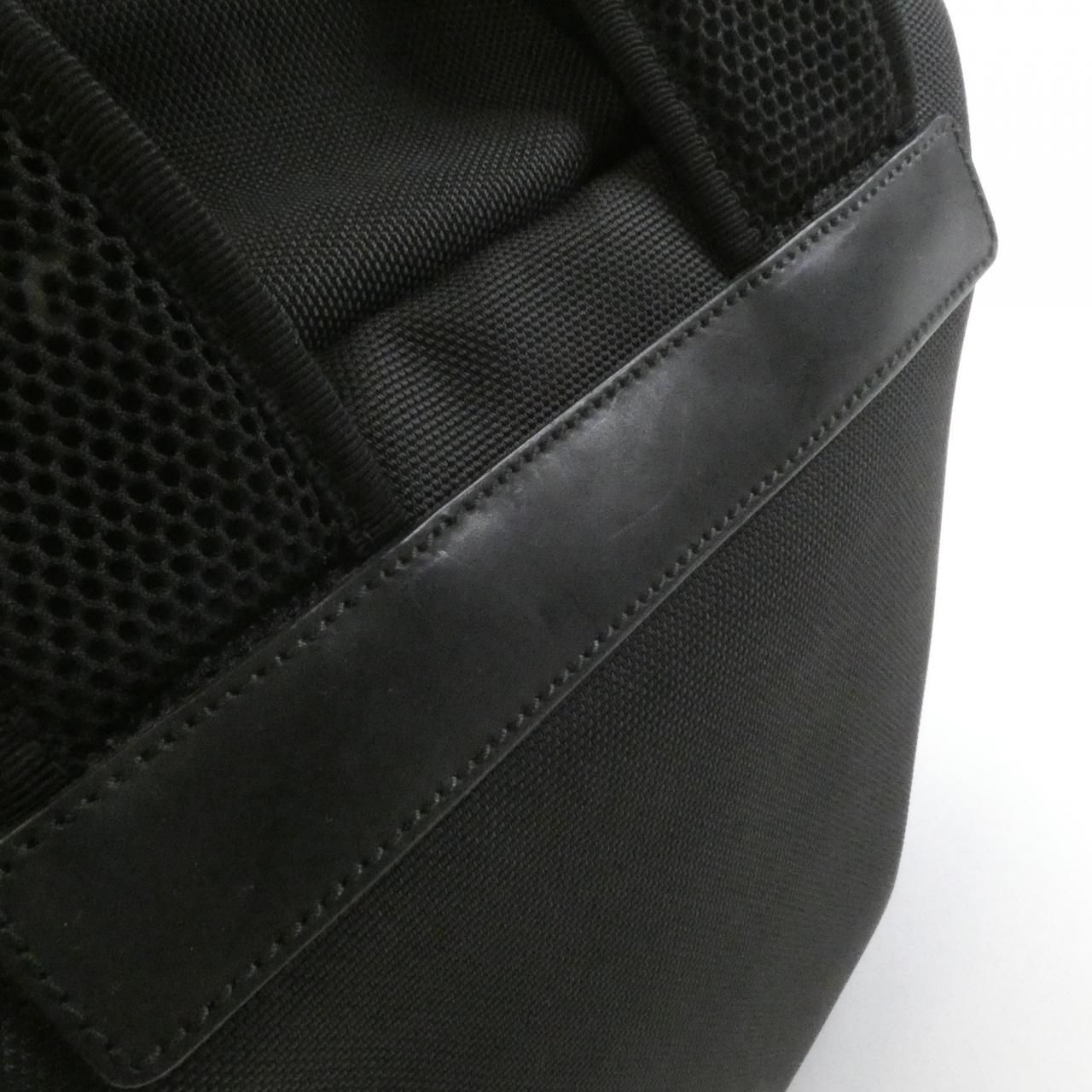 Gucci Kwtin Backpack Black — view 6