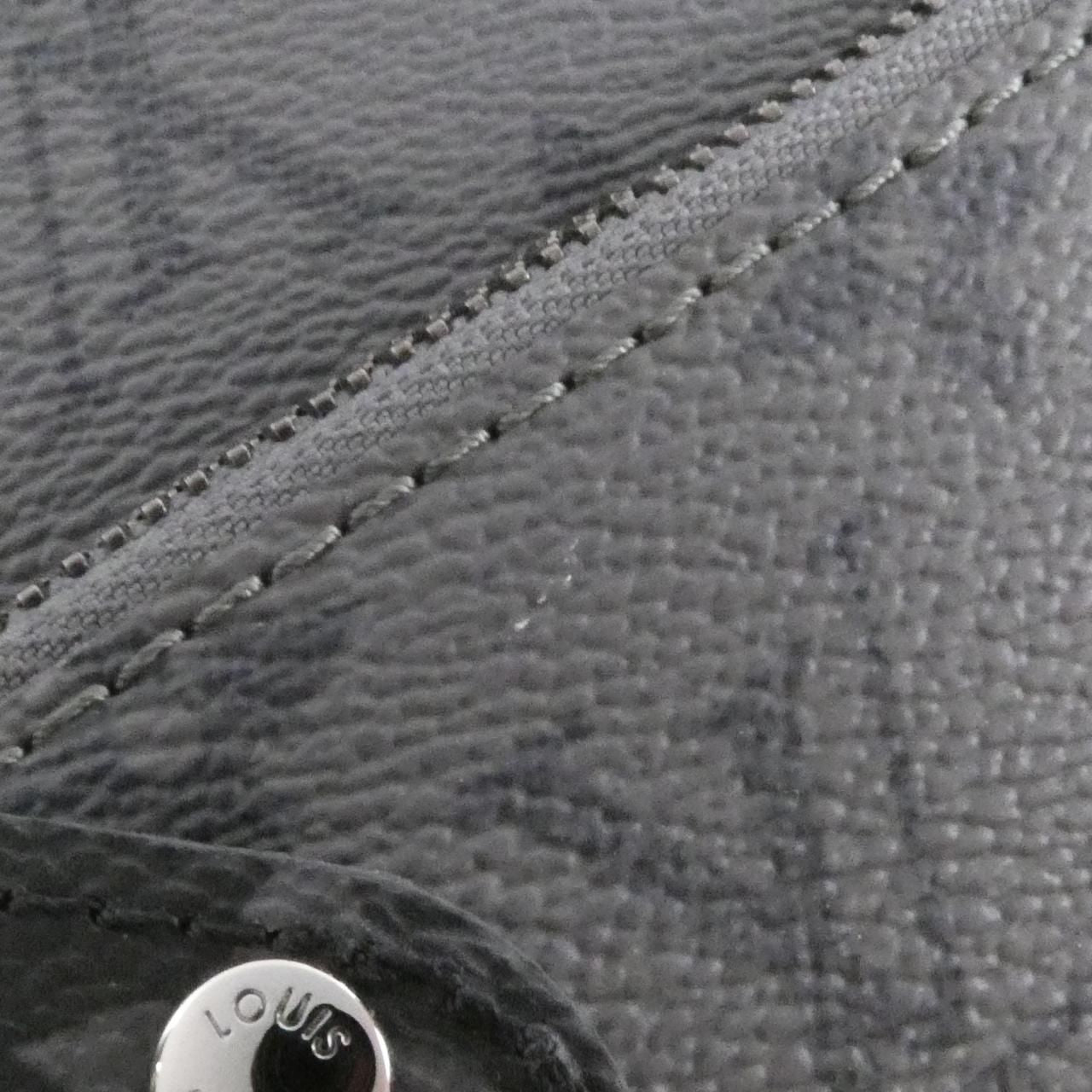 Louis Vuitton Monogram Eclipse Reverse Trio Messenger Shoulder — view 4