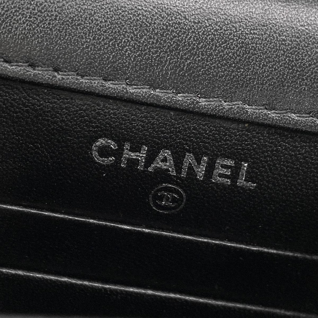 Chanel Shoulder Bag Quilted Black Smartphone Pochette Chain Lambskin — view 9