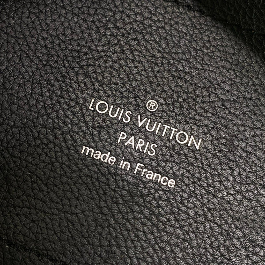 Louis Vuitton Tote Mahina Hina PM Noir Leather Cowhide — view 9
