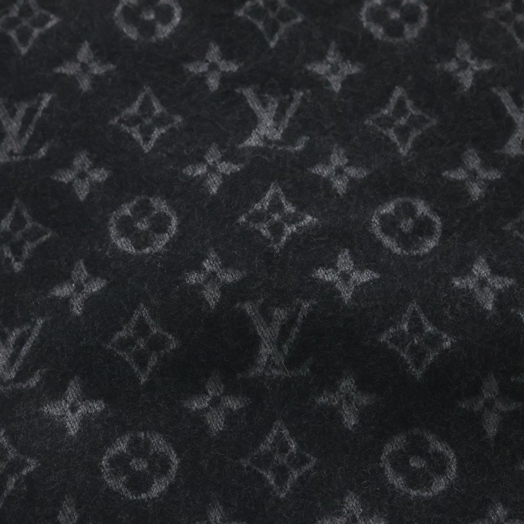 Louis Vuitton Echarpe Monogram Gradient Pretend scarf Shawl Black — view 2