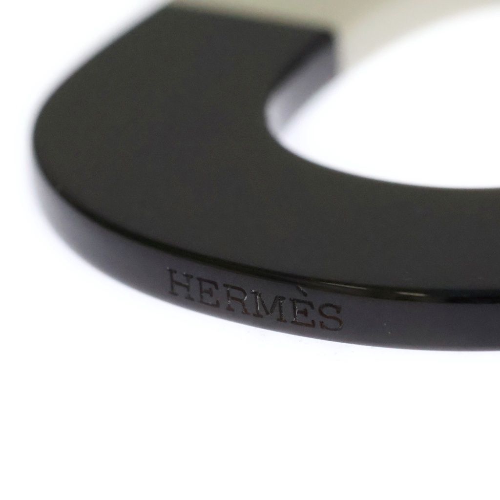 Hermes Ism GM Pendant Buffalo White Black — view 5