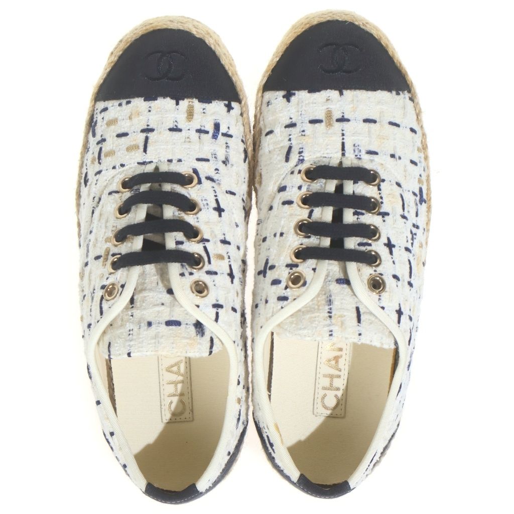 Chanel CC Logo Tweed Sneakers White Navy — view 4
