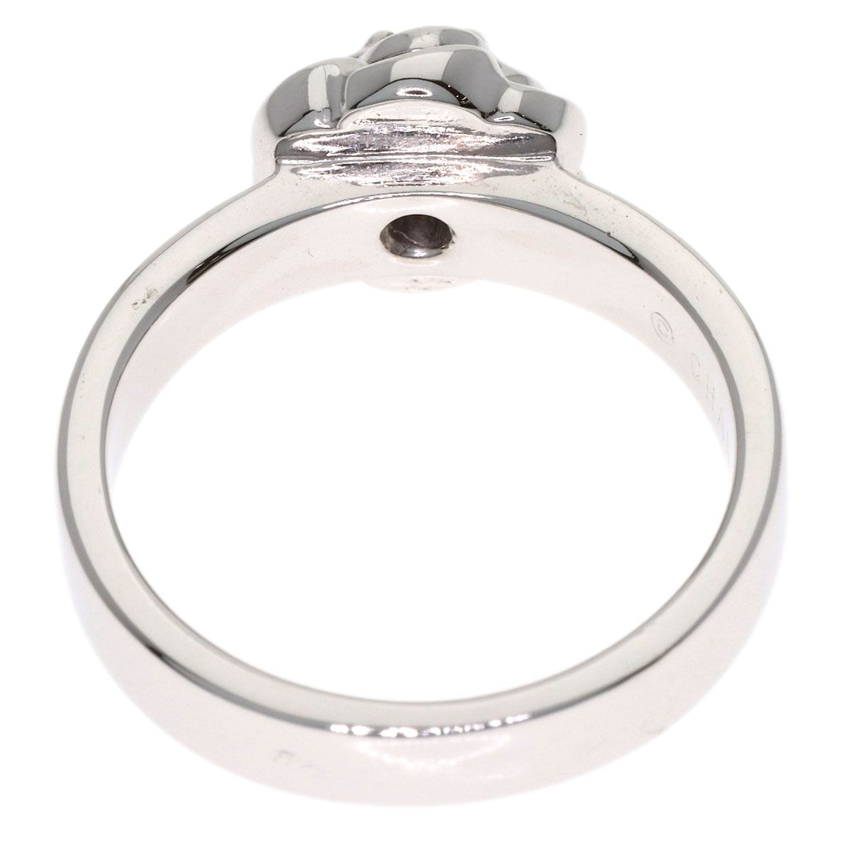 Chanel Camellia Diamond 47 Ring 18k White Gold — view 4