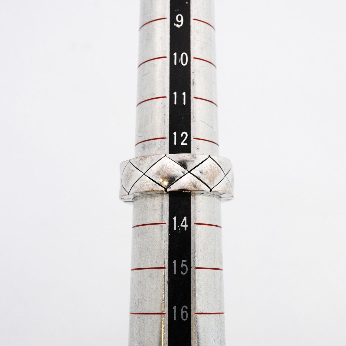 Chanel Ring Quilted 18k White Gold — view 7