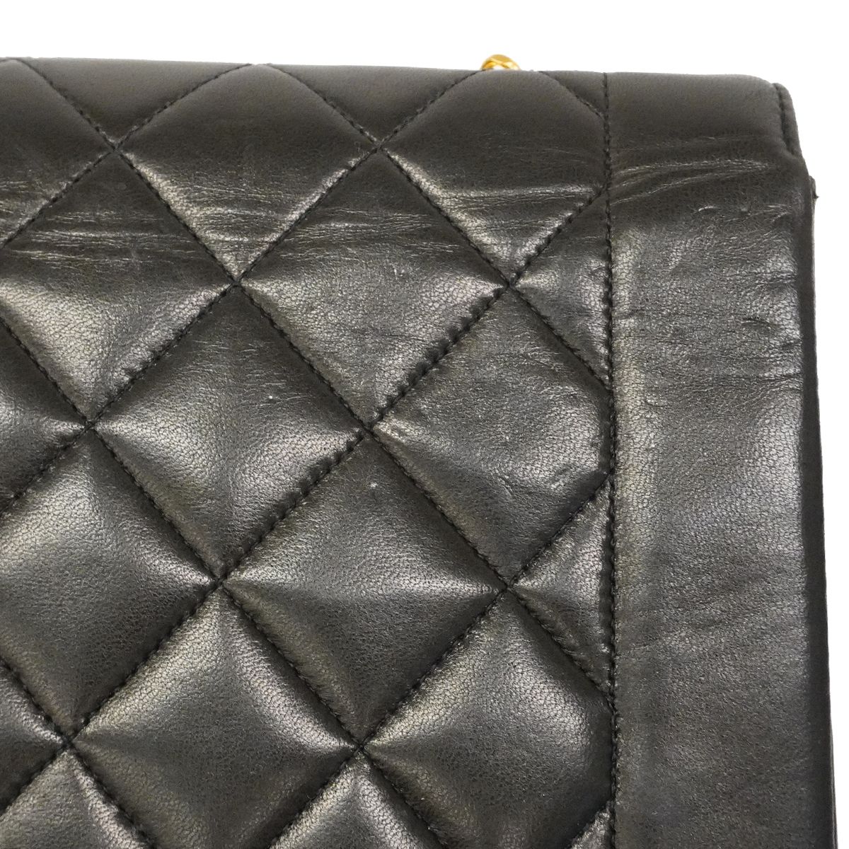 Chanel Shoulder Bag Diana Lambskin Black Gold — view 6
