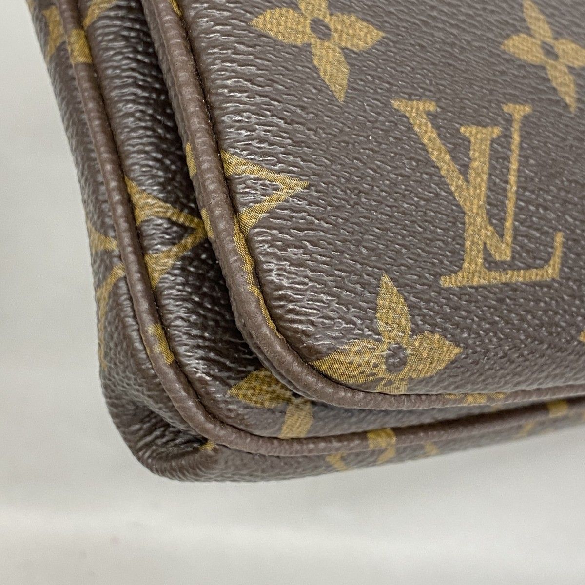 Louis Vuitton Shoulder Bag Monogram Brown Cerise — view 6