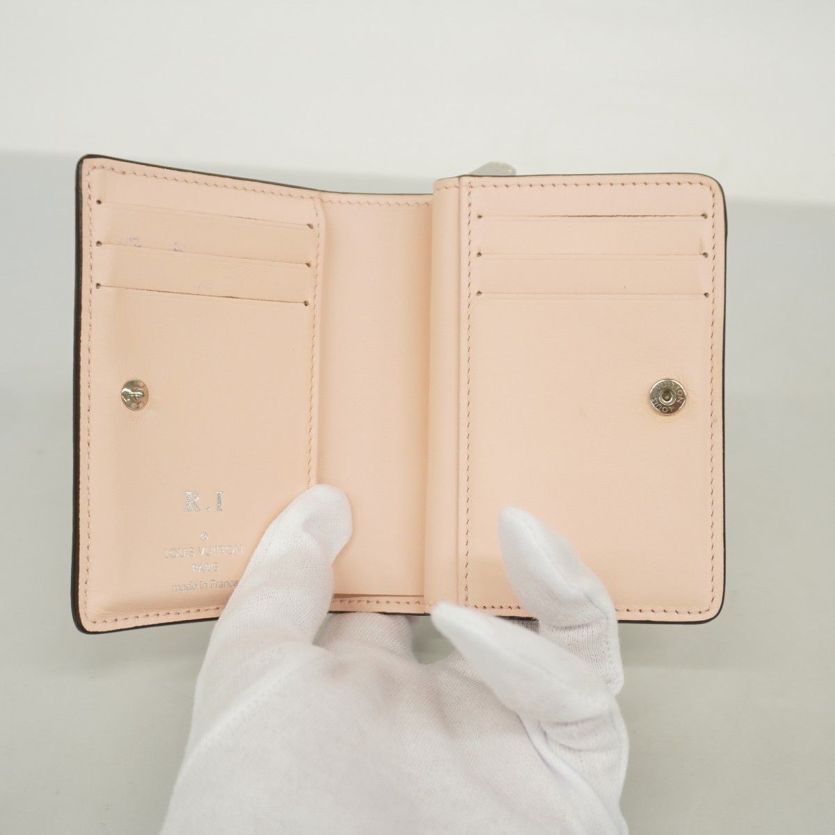 Louis Vuitton Wallet Mahina Portefeuille Clair Pink — view 3