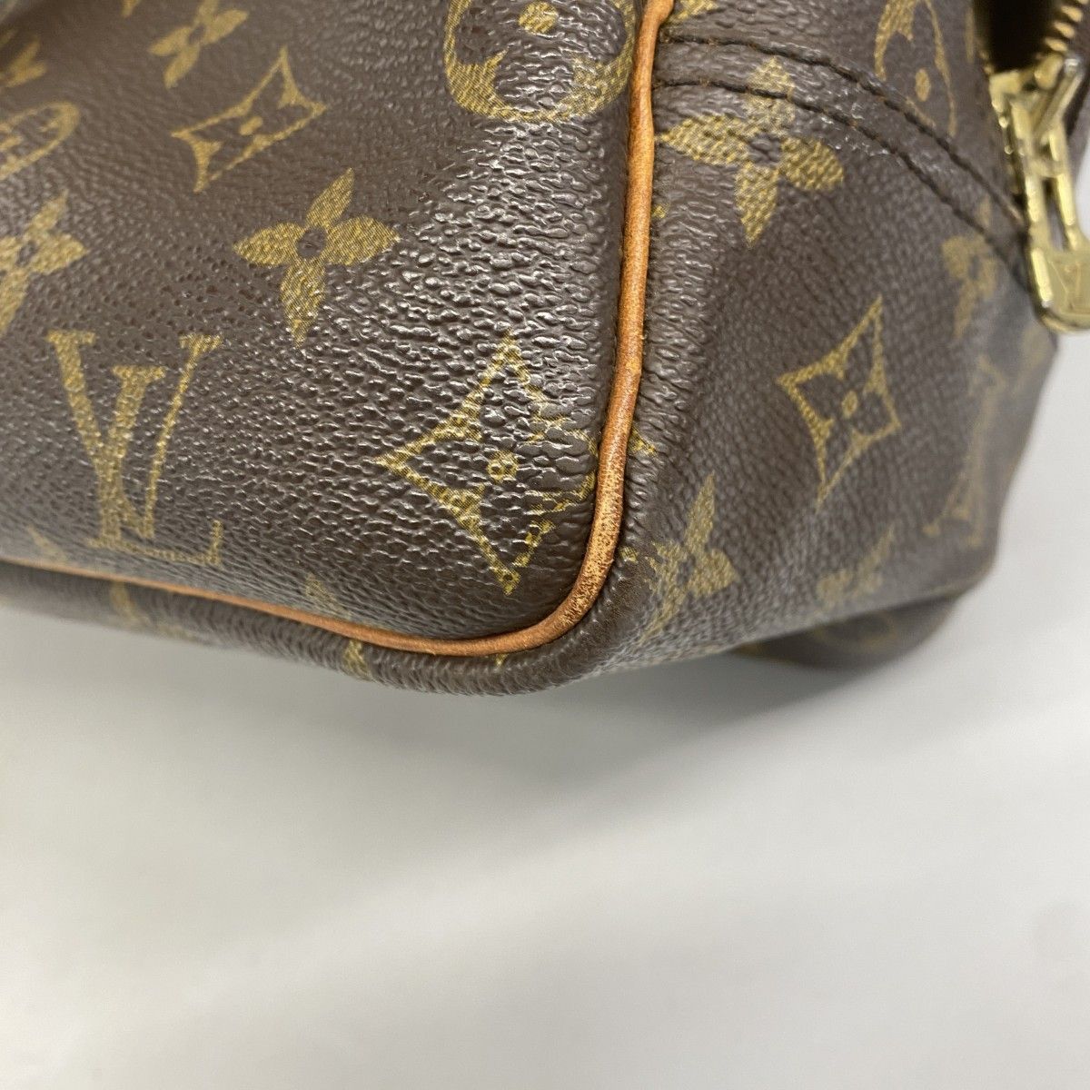 Louis Vuitton Handbag Monogram Deauville Brown — view 6
