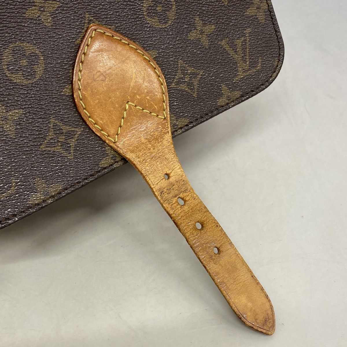 Louis Vuitton Shoulder Bag Monogram Cartouchiere Brown — view 8