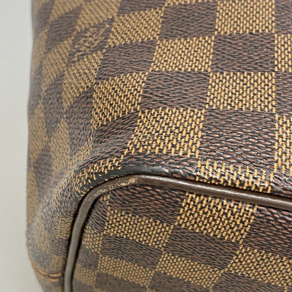Louis Vuitton Handbag Damier Saleya Ebene — view 7