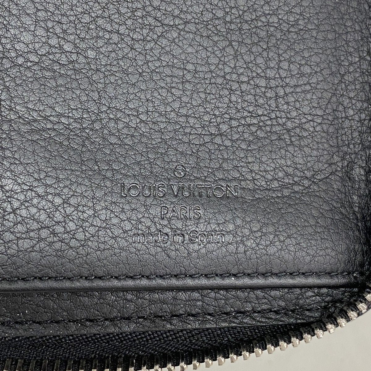 Louis Vuitton Wallet Cui Taurillon Zippy Walletvertical Noir — view 4