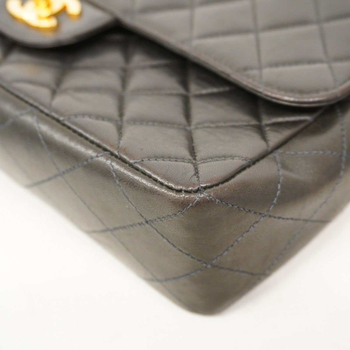 Chanel Handbag Quilted Lambskin Black Gold — view 6