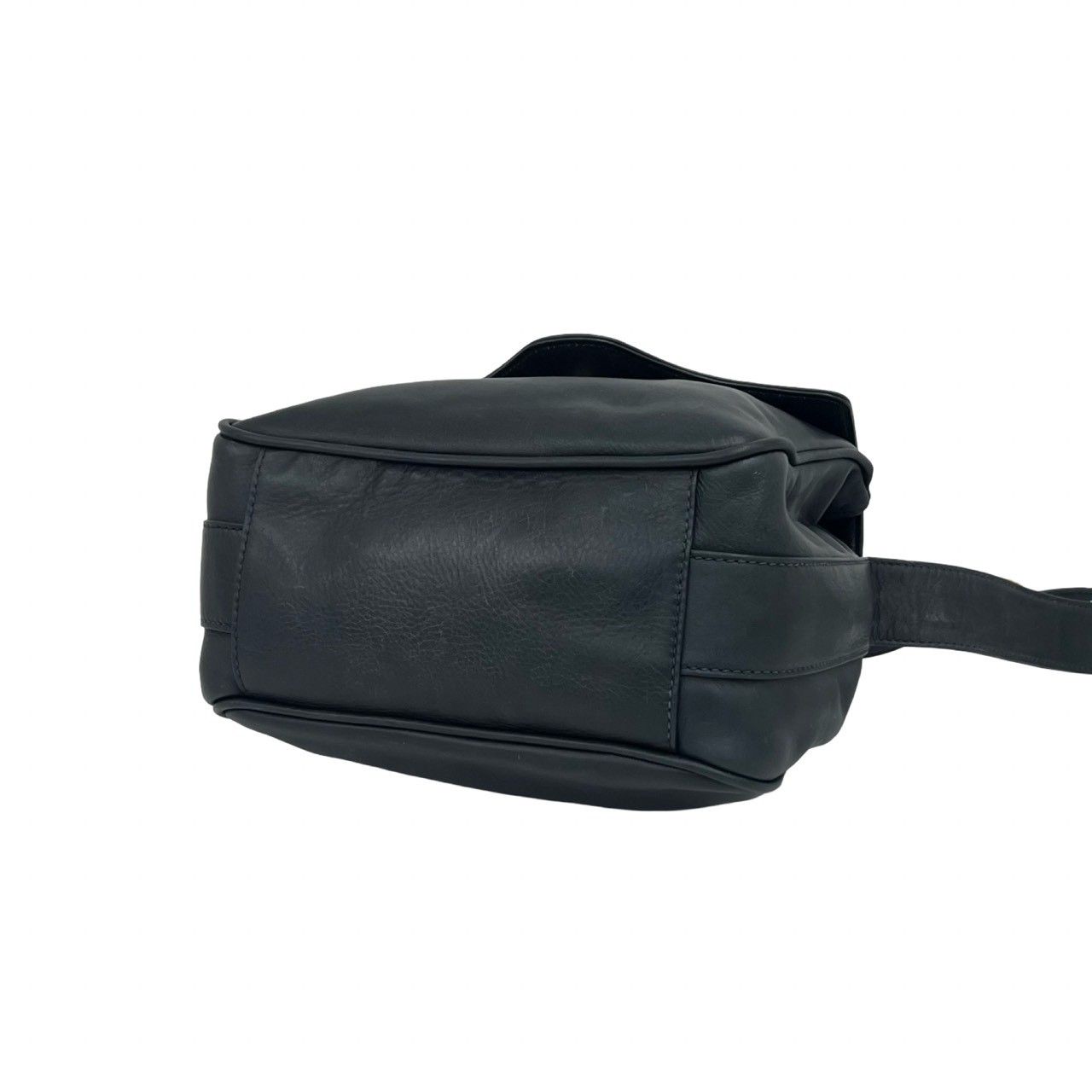 Gucci Vintage sush Leather Shoulder Bag Navy — view 8