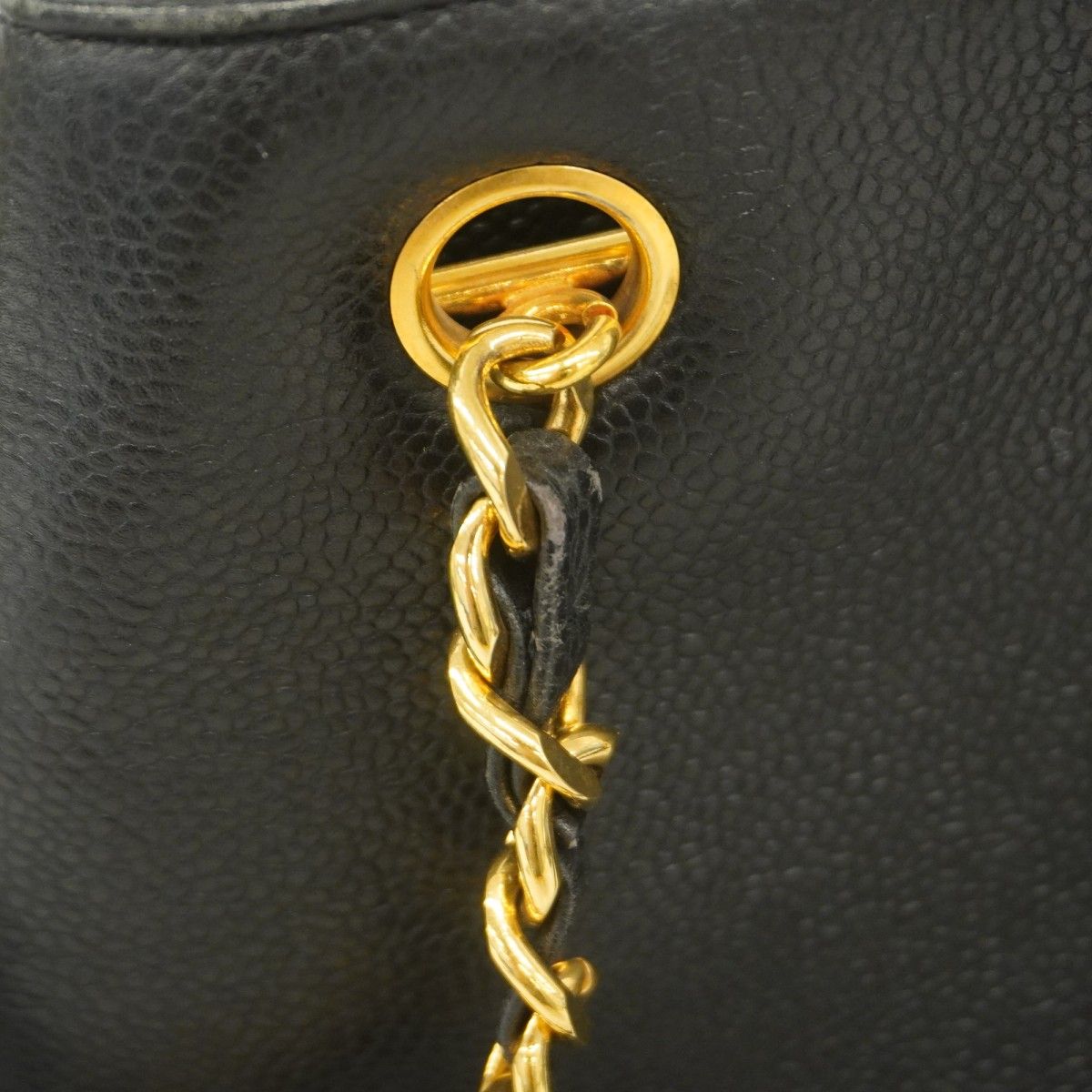 Chanel Shoulder Bag Caviar Leather Black Gold — view 8