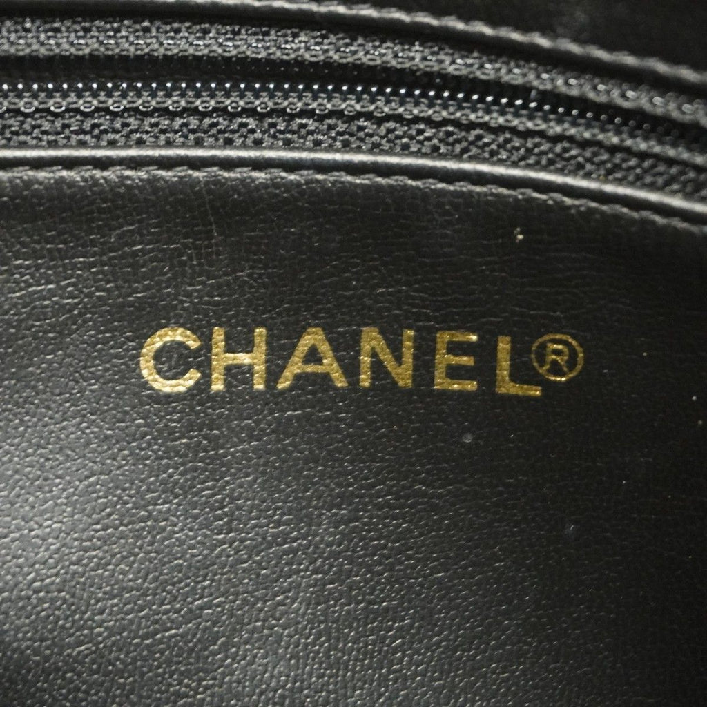 Chanel Shoulder Bag Caviar Leather Black Gold — view 5