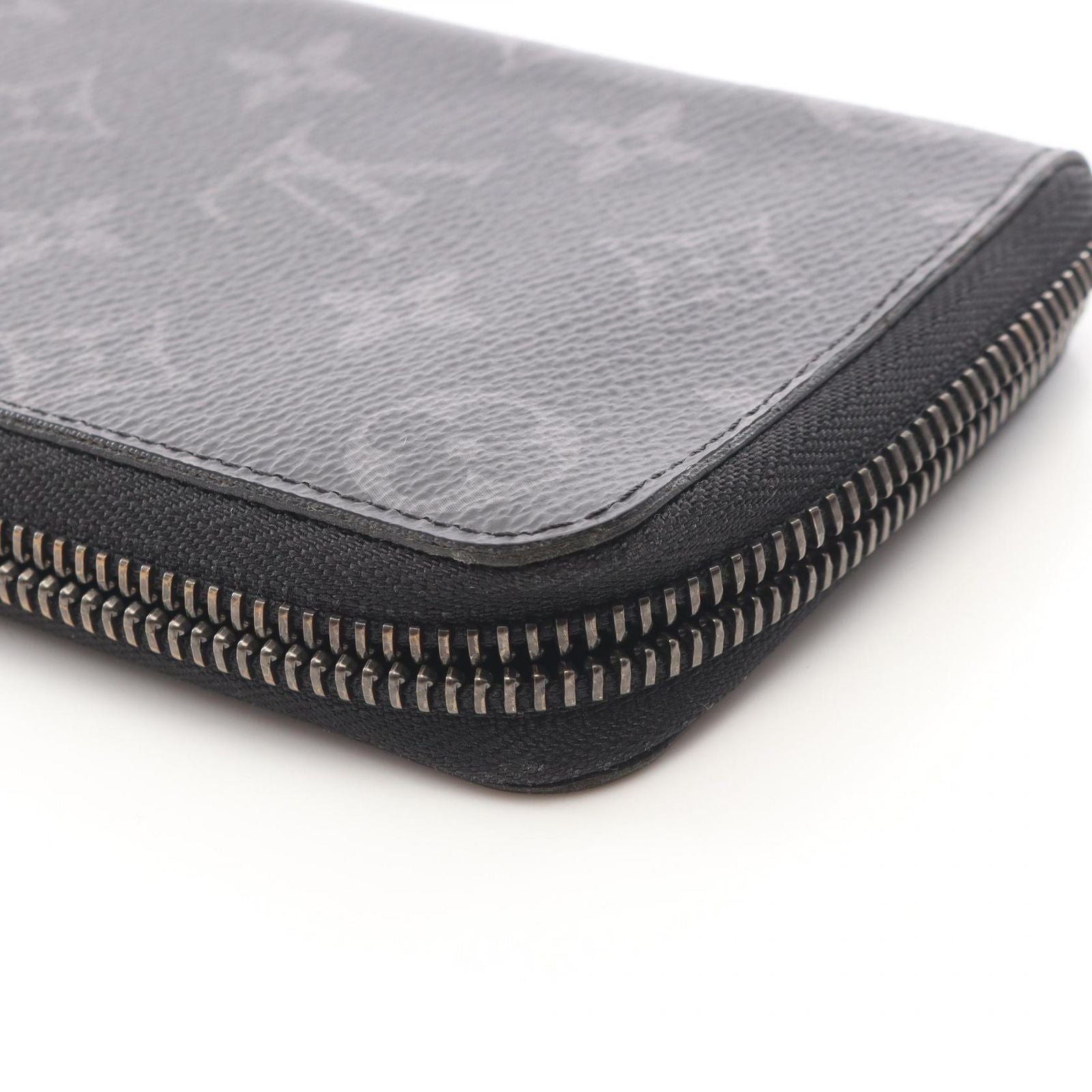 Louis Vuitton Round Wallet Zippy Vertical Monogram Eclipse Canvas — view 6
