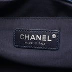 Chanel Shoulder Bag Boy Blanc Stitch Blue Calf Boy Chain — view 4