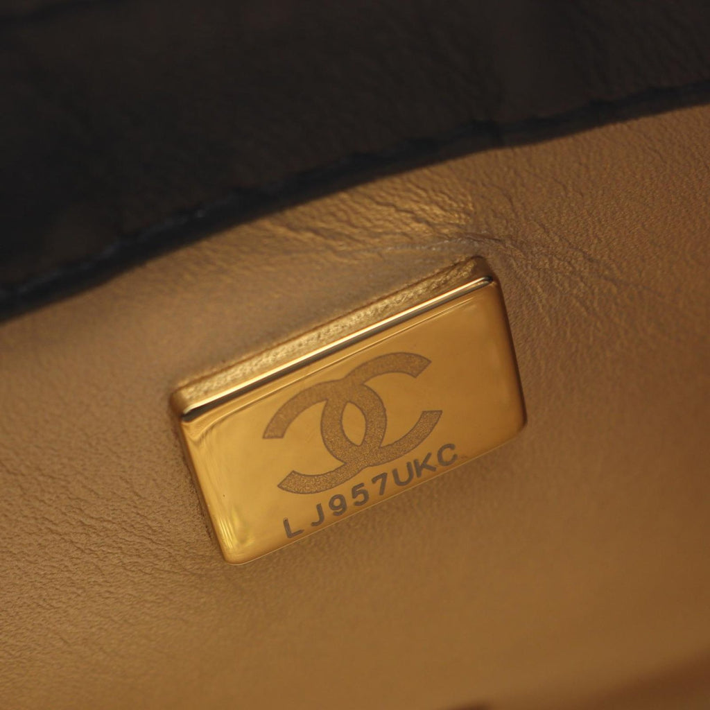 Chanel Shoulder Bag Mini Quilted Black Lambskin Chain — view 5