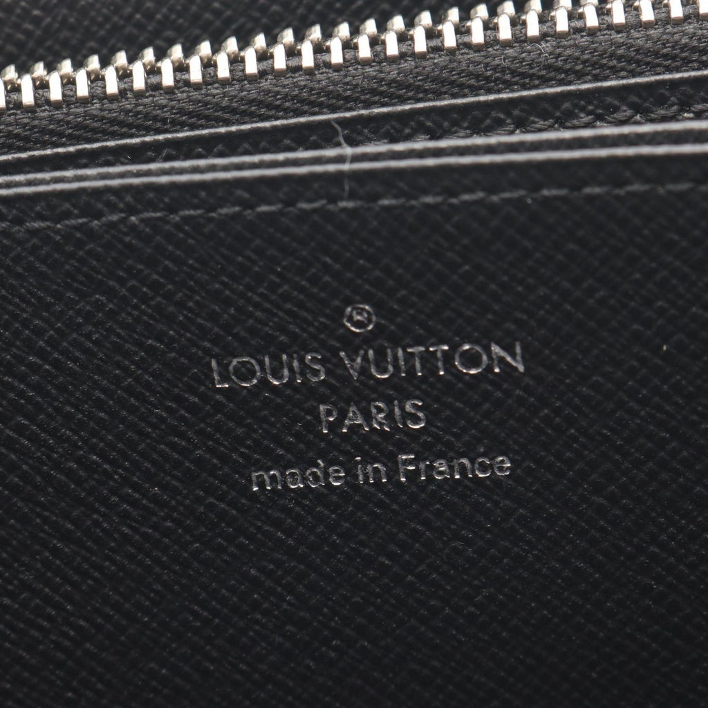 Louis Vuitton Round Wallet Zippy Epi Noir Leather — view 4