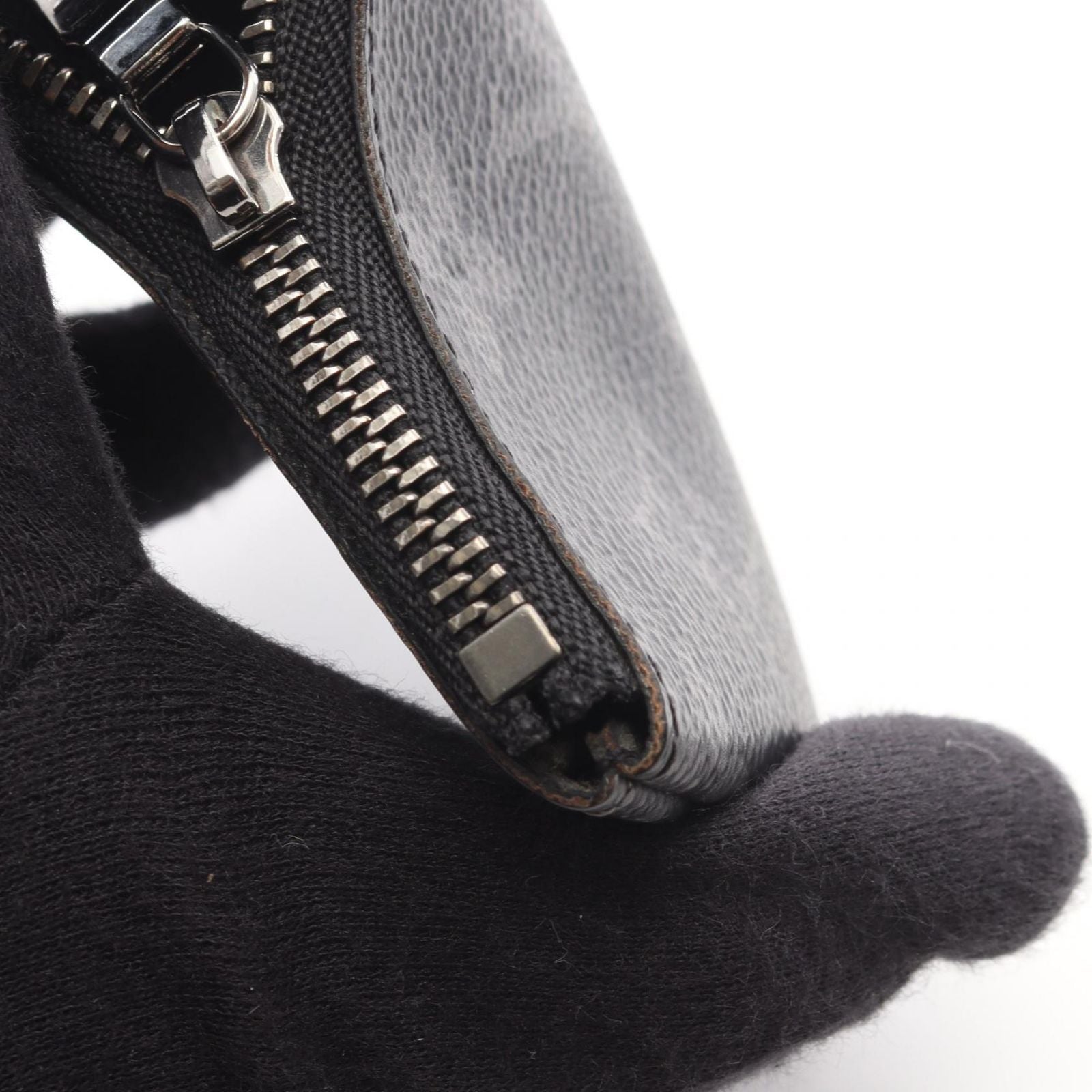 Louis Vuitton Coin Case Pochette Cles Monogram Eclipse Reverse with — view 9