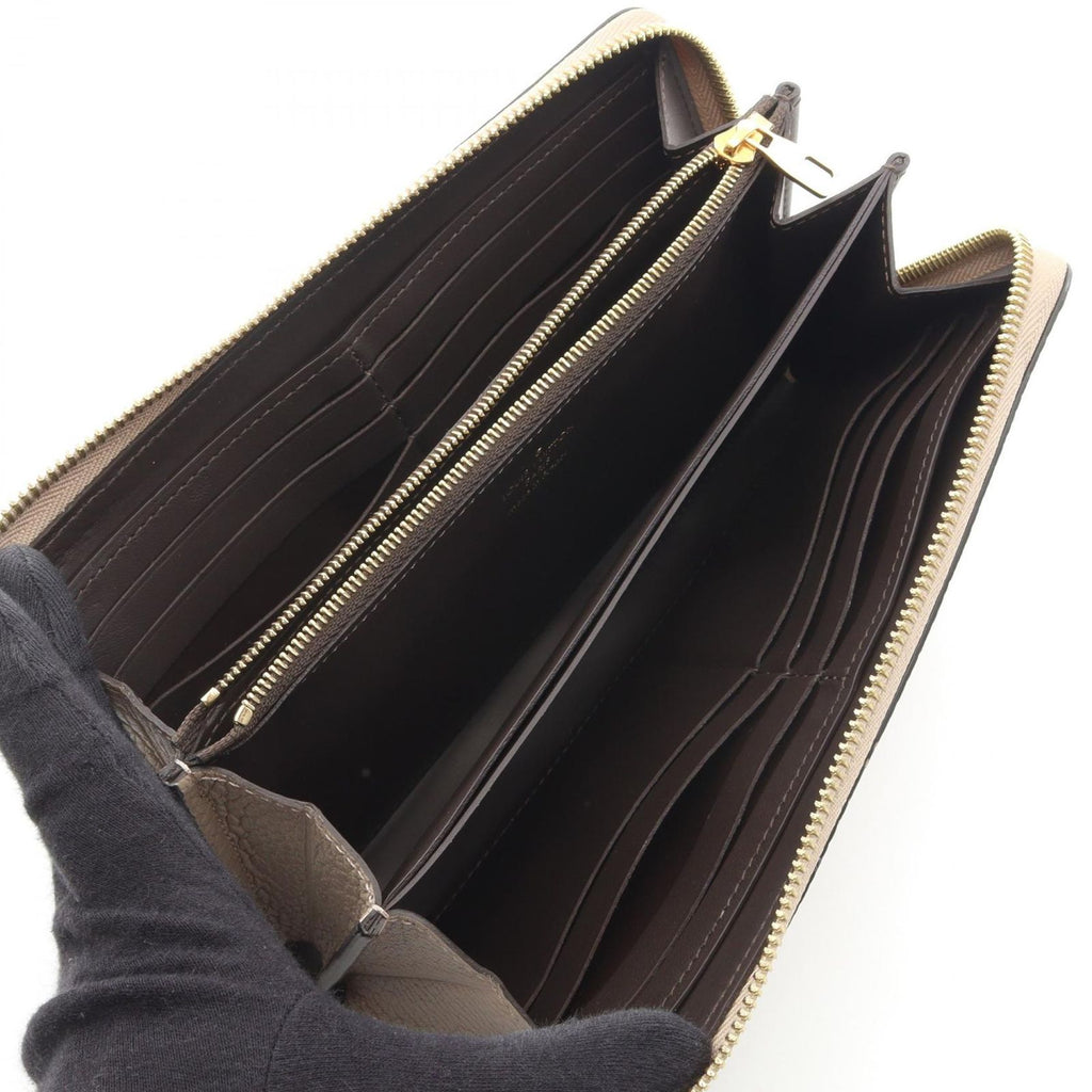 Louis Vuitton L Wallet — view 3