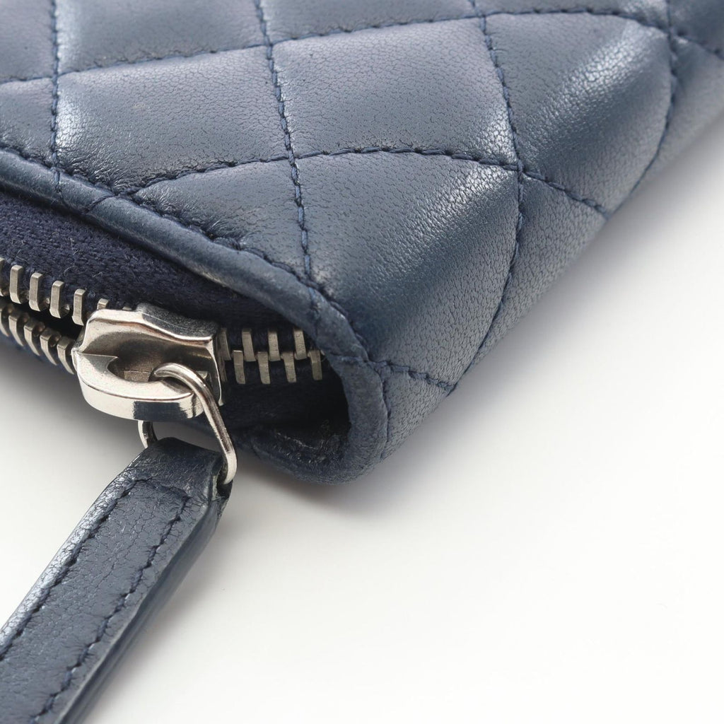 Chanel Coin Case Quilted Navy Lambskin — view 8