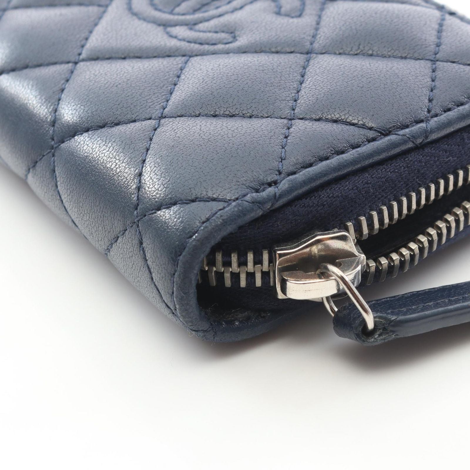 Chanel Coin Case Quilted Navy Lambskin — view 7