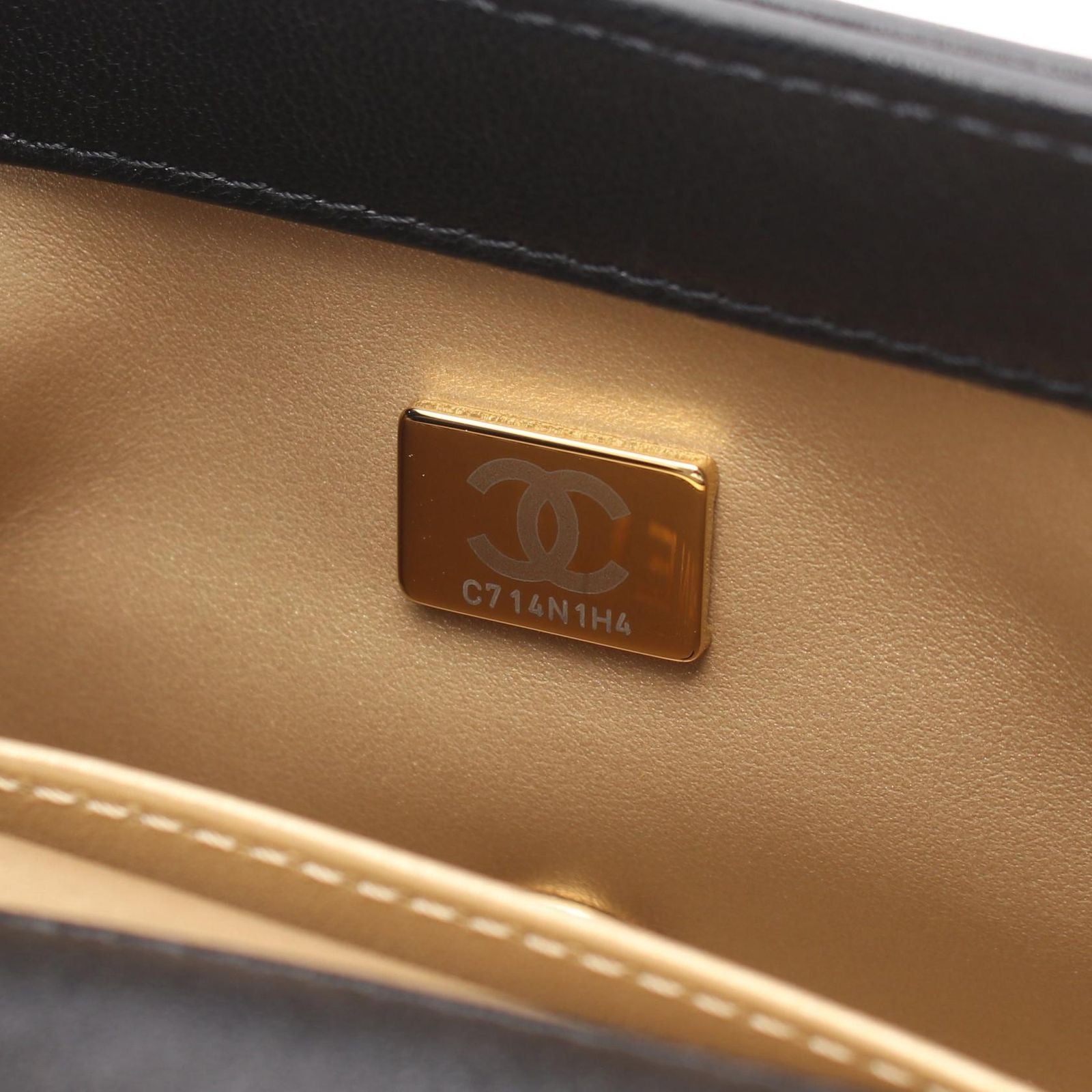 Chanel Shoulder Bag Mini Quilted Black Lambskin Chain — view 5